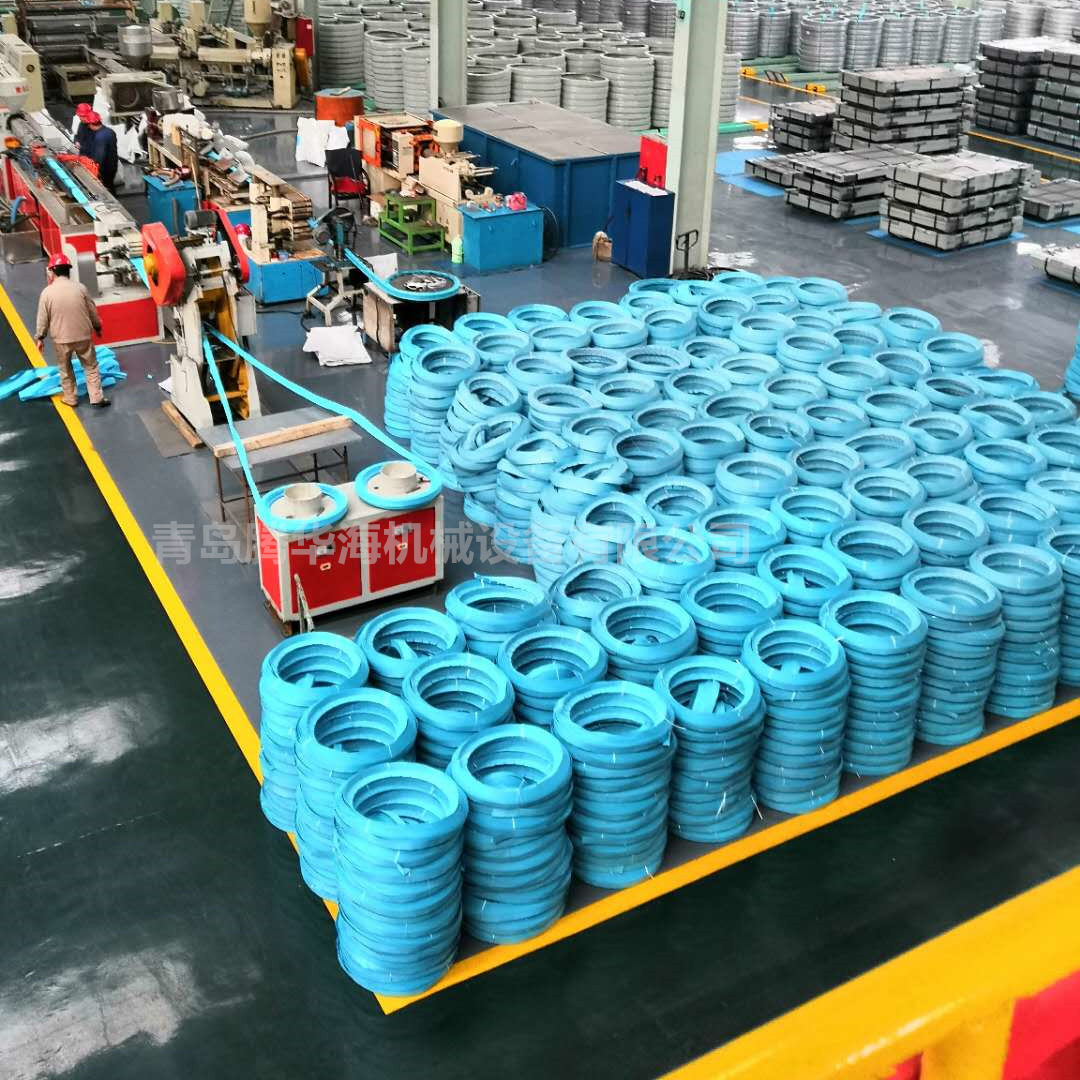 广州一出二钢铁包装PE塑料护角设备